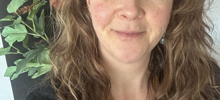 Hoe ik mijn grondhouding als coach verdiepte en hoe dat anderen écht verder helpt.